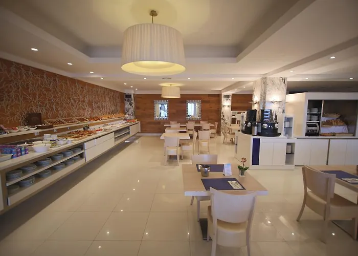 Canyelles Platja Hotel 4*