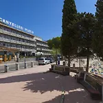 Hotel Canyelles Platja 4*