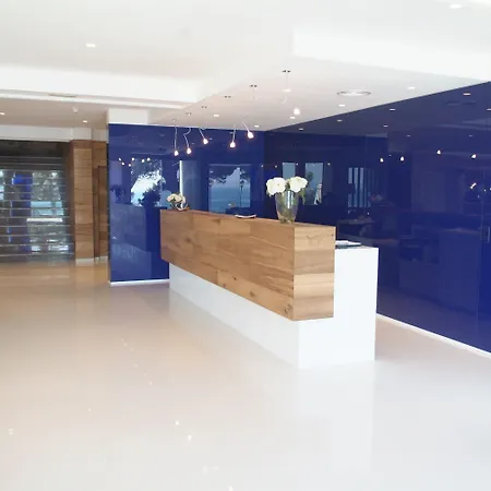 Szálloda Canyelles Platja 4*