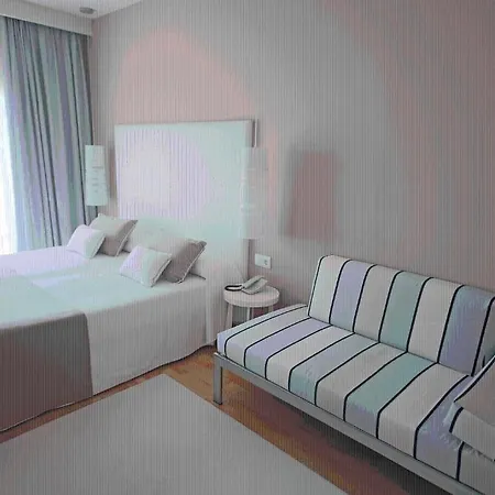 Hotel Canyelles Platja