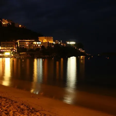 Canyelles Platja روساس