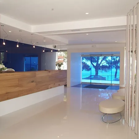カニェリェス プラッチャ 4* ロザス