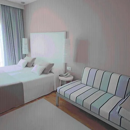 Hotel Canyelles Platja
