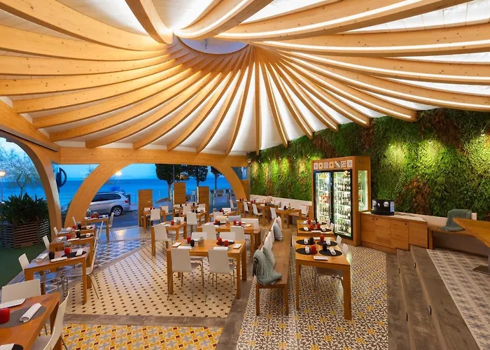 Hotel Canyelles Platja